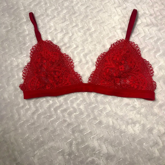 Red Victoria’s Secret bralette size Medium - Picture 1 of 4